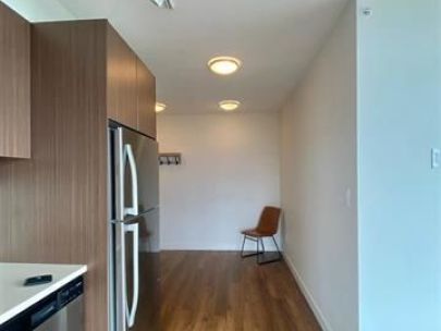 1106-13308-central-avenue-surrey-british-columbia-canada-v3t-0m4