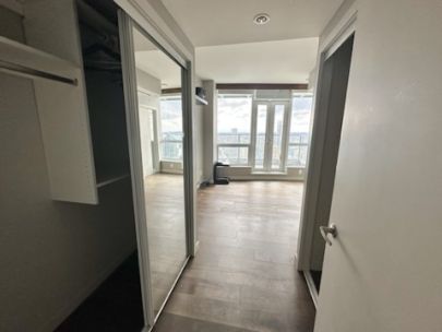 833-seymour-st-4102-vancouver-bc-v6b-0g4-canada-2