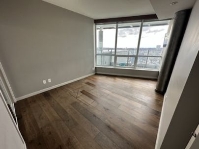 833-seymour-st-4102-vancouver-bc-v6b-0g4-canada-2