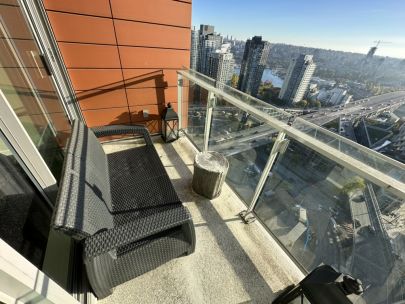 2806-maddox-1351-continental-st-vancouver-2