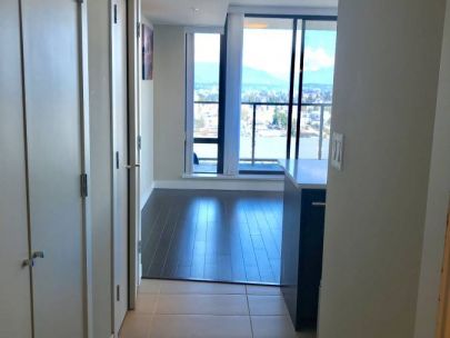 bright-2br2bath-wpatio-at-highgate-burnaby-for-rent