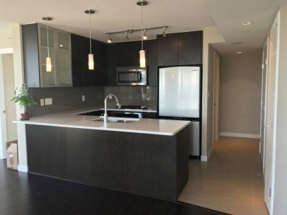 bright-2br2bath-wpatio-at-highgate-burnaby-for-rent