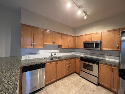 4398 Buchanan St #2501, Burnaby, BC V5C 6R7, Canada