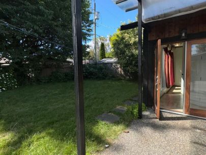 1241-redwood-st-north-vancouver-bc-v7p-2v4-canada-2