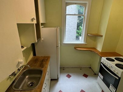 2-1093-nicola-street-vancouver