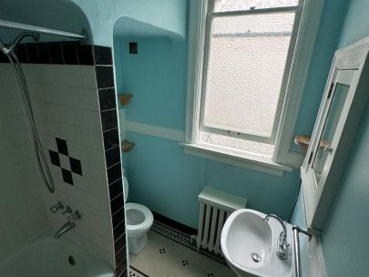 2-1093-nicola-street-vancouver