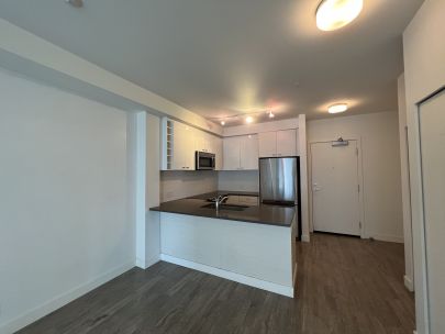 #302 13925 Fraser Highway Surrey British Columbia Canada - V3T 4E6