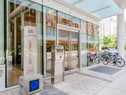 Elegant 2 Bed/2Bath Facing Pool For Rent in Downtown’s ONE PACIFIC