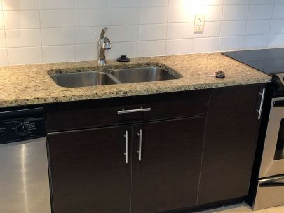 807-555-delestre-ave-coquitlam-bc-v3k-0a9