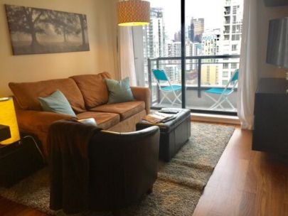 Stunning 1 Bed/1Bath with Den For Rent in Yaletown Downtown Vancouver