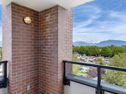 skyway-tower-906-2689-kingsway-vancouver