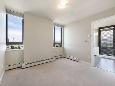 bolldcom-2-bed2bath-condo-for-rent-in-collingwoods-skyway-tower-2