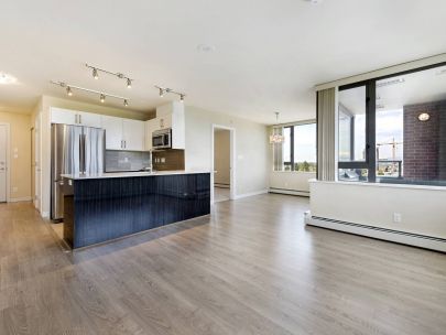 bolld.com 2 Bed/2Bath Condo For Rent in Collingwood’s SKYWAY TOWER!