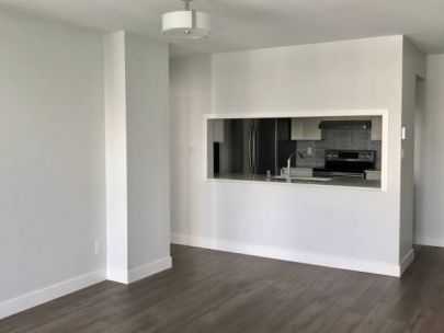 9623-manchester-drive-burnaby-bc-canada-v3n-4y8