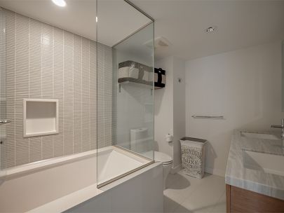 telus-garden-1806-777-richards-st-vancouver-bc-v6b-0m6-canada-2