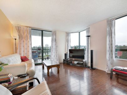 121 10th Street New Westminster BC Canada - V3M 3X7