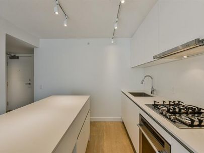 riversky-1406-908-quayside-dr-new-westminster-bc-v3m-canada