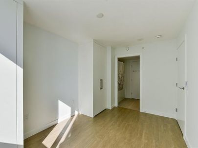 riversky-1406-908-quayside-dr-new-westminster-bc-v3m-canada