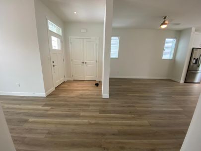 20298-82a-avenue-langley-british-columbia-v2y-0z1-2