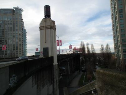 centrally-located-cozy-1-bedroom-downtown-vancouver-chelsea-terrace-1600