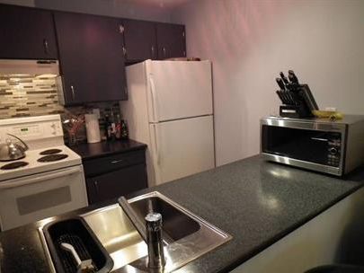 chelsea-terrace-608-1040-pacific-street-vancouver-bc-v6e-4c1