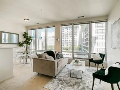 989-nelson-street-vancouver-bc-canada-v6z-2s1