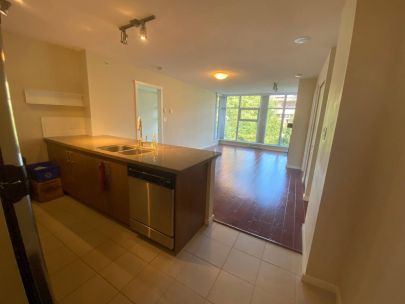 2-bedroom2-bathroom-concrete-high-rise-condo-by-brentwood-mall