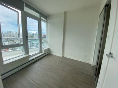 opsal-2207-1775-quebec-st-vancouver-bc-canada-v5t-0e3