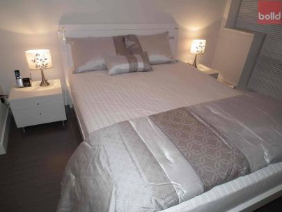 1325-rolston-street-vancouver-bc-canada-v6b-0m2