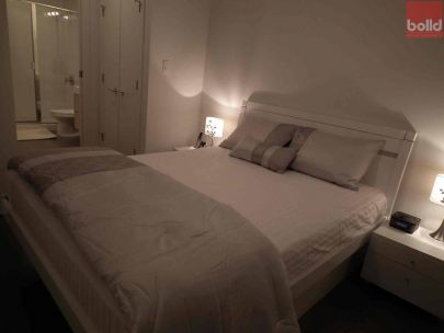 1325-rolston-street-vancouver-bc-canada-v6b-0m2