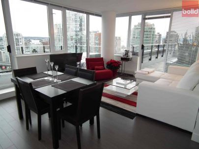1325-rolston-street-vancouver-bc-canada-v6b-0m2
