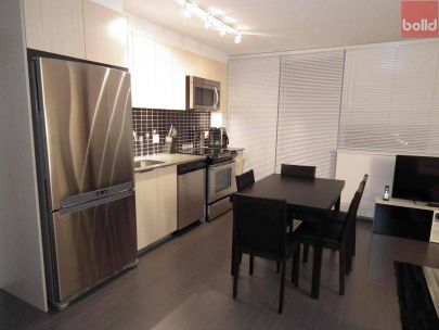 1325-rolston-street-vancouver-bc-canada-v6b-0m2