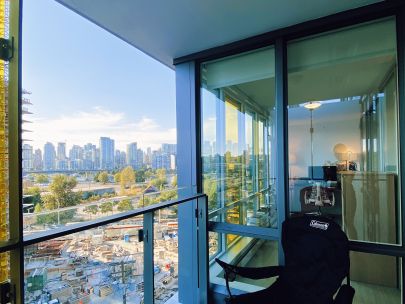 909-epic-at-west-1788-columbia-st-vancouver-bc-canada-v5y-0a6