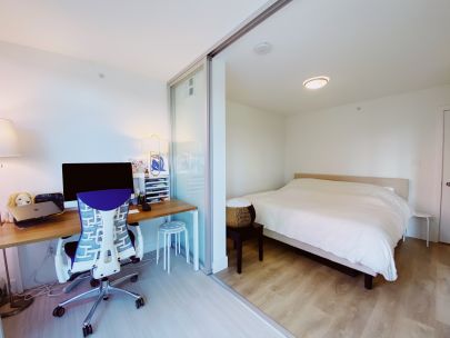 909-epic-at-west-1788-columbia-st-vancouver-bc-canada-v5y-0a6