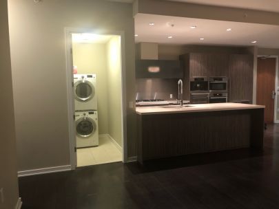 unit-1004-1616-columbia-st-2