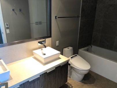 unit-1004-1616-columbia-st-2