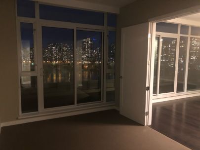 unit-1004-1616-columbia-st-2