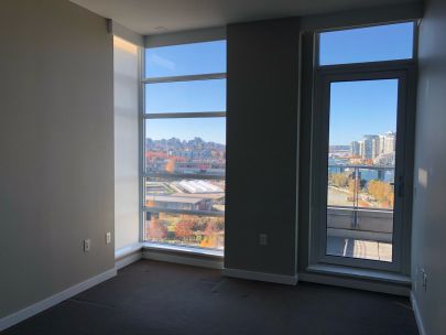 unit-1004-1616-columbia-st-2