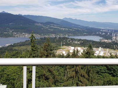 9266-university-crescent-burnaby-bc-canada-v5a-4z1