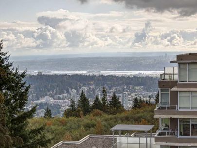 9266-university-crescent-burnaby-bc-canada-v5a-4z1