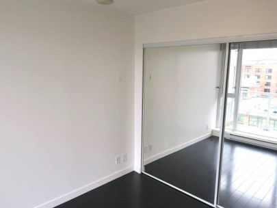 550-taylor-st-905-vancouver-bc-v6b-1r1-canada-2