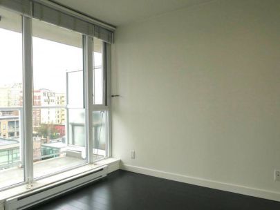 550-taylor-st-905-vancouver-bc-v6b-1r1-canada-2