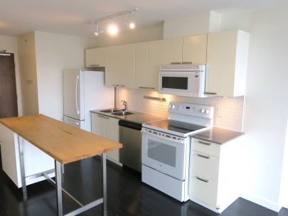 #905-550 Taylor Street, Vancouver BC Vancouver BC Canada - V6B 1R1