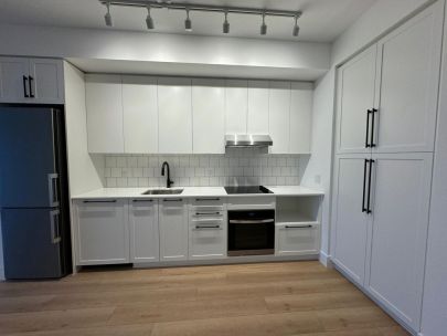 8750 University Crescent #305, Burnaby, BC V5A 0C8, Canada