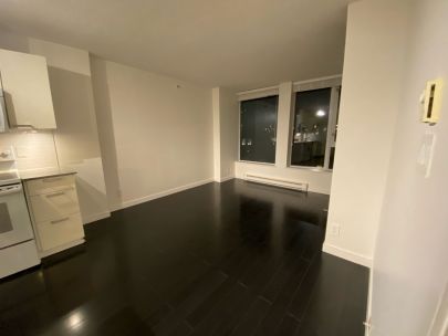 905-550-taylor-street-vancouver-bc-vancouver-bc-canada-v6b-1r1