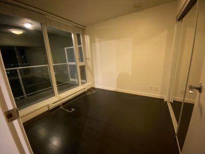 905-550-taylor-street-vancouver-bc-vancouver-bc-canada-v6b-1r1