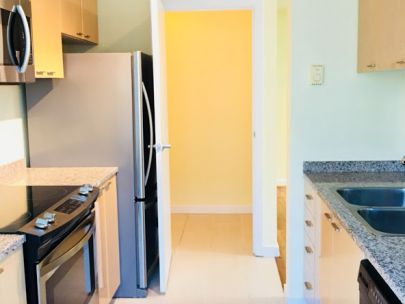 1200-west-georgia-street-vancouver-bc-canada-v6e-4r2