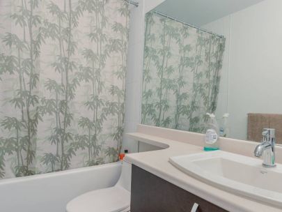 128-10788-whalley-boulevard-surrey-bc-canada-v3t-0b7