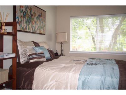 exciting-craftsman-3-level-home-in-renfrew-collingwood-2