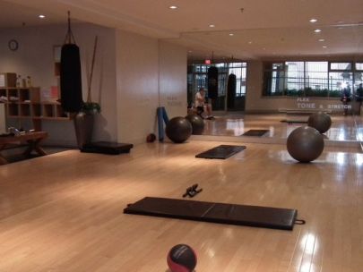 furnished-studio-office-unit-in-969-richards-street